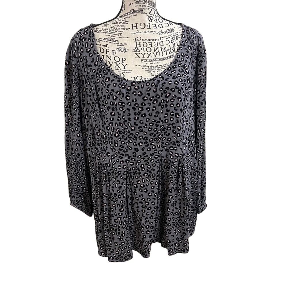 Torrid animal print top size 2 2X
